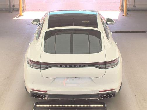 2022 Porsche Panamera E-Hybrid 4S
