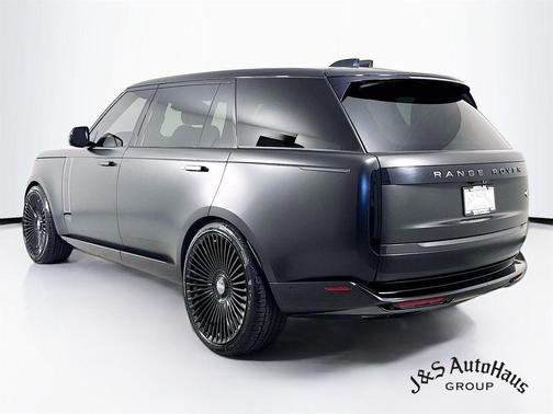 2023 Land Rover Range Rover P530 SE