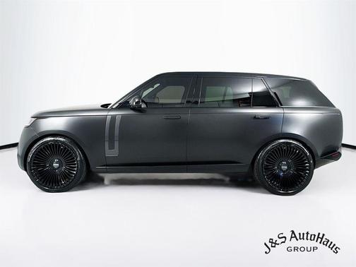2023 Land Rover Range Rover P530 SE