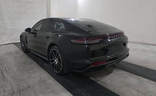 2022 Porsche Panamera 4S