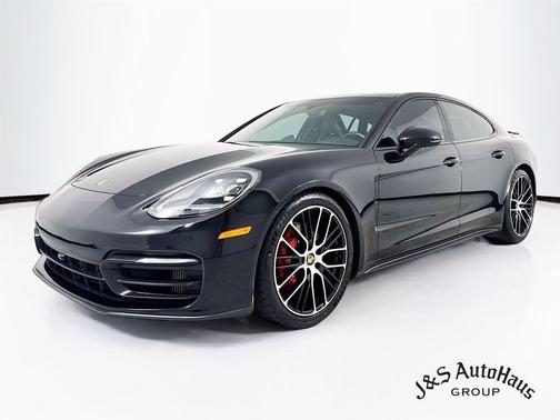 2022 Porsche Panamera 4S
