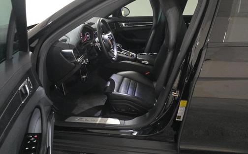 2022 Porsche Panamera 4S