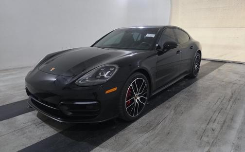 2022 Porsche Panamera 4S
