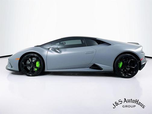 2023 Lamborghini Huracan EVO Base