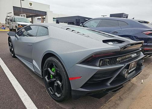 2023 Lamborghini Huracan EVO Base