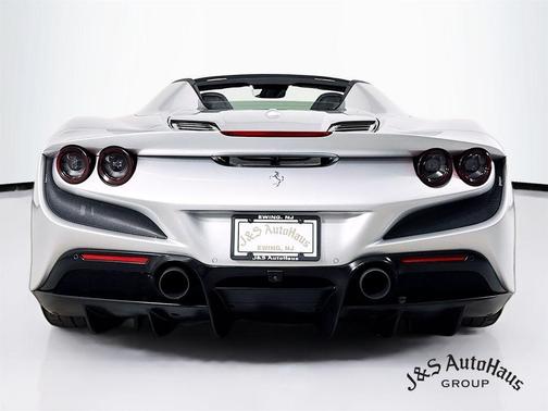 Grigio Ferro 2021 Ferrari F8 Spider Base