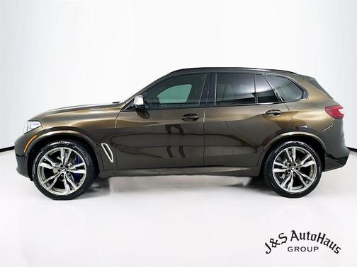 2021 BMW X5 M50i