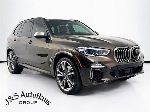 2021 BMW X5 M50i