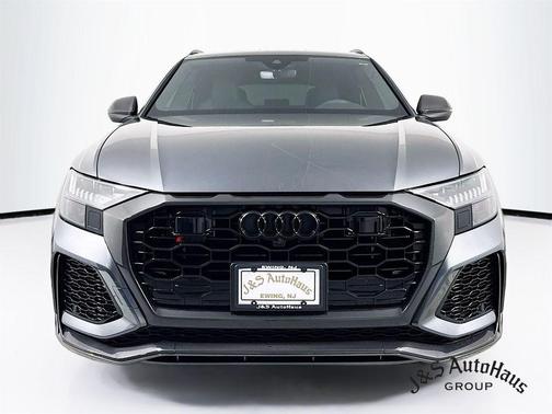 2023 Audi RS Q8 4.0T quattro