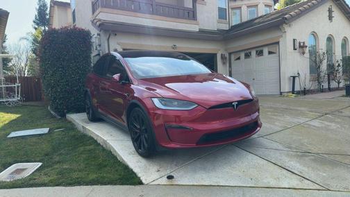 2024 Tesla Model X Plaid