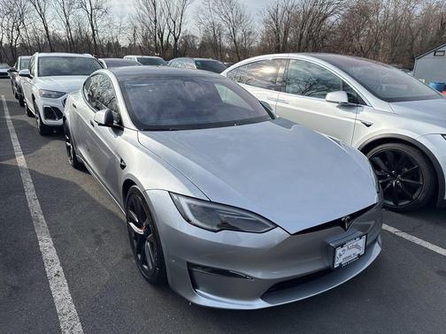 2025 Tesla Model S Plaid