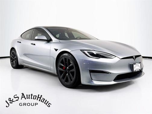 2025 Tesla Model S Plaid