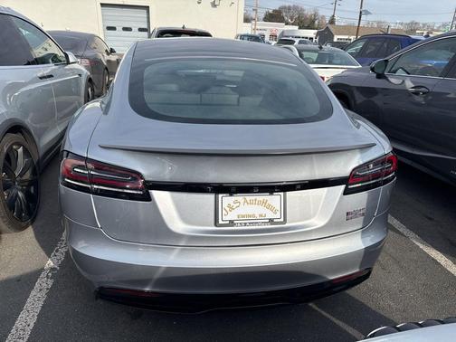 2025 Tesla Model S Plaid