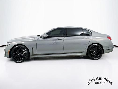 2021 BMW 750 i xDrive