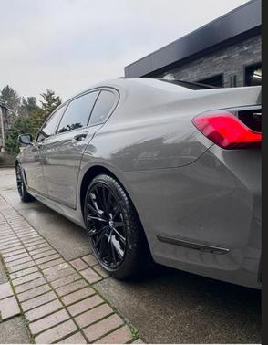 2021 BMW 750 i xDrive