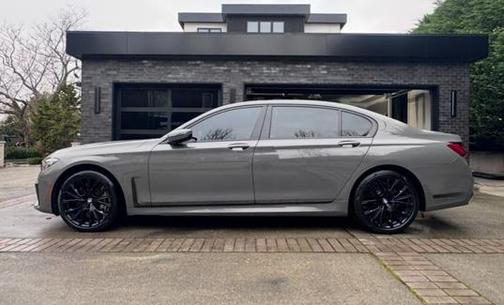 2021 BMW 750 i xDrive