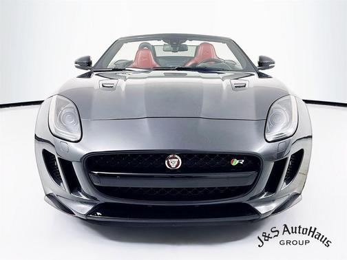 2016 Jaguar F-TYPE R