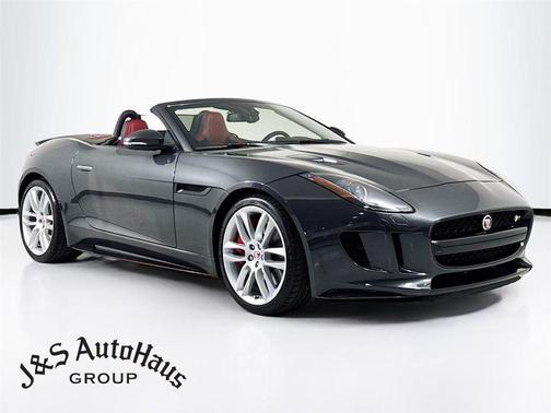 2016 Jaguar F-TYPE R