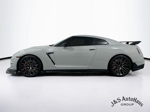 Gun Metallic 2024 Nissan GT-R Premium