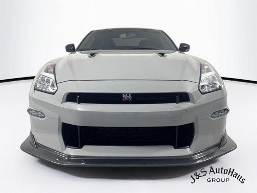 Gun Metallic 2024 Nissan GT-R Premium