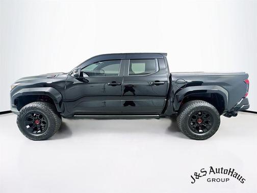 2024 Toyota Tacoma Hybrid TRD PRO