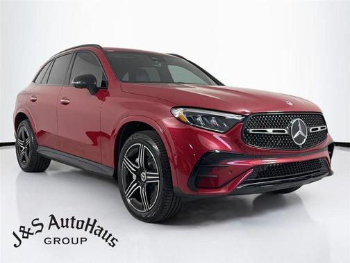Red 2025 Mercedes-Benz GLC 300 Base