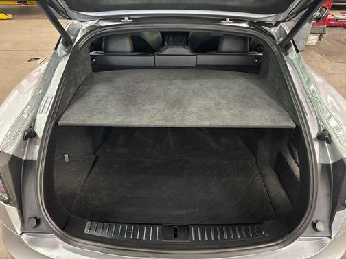 2025 Tesla Model S Plaid