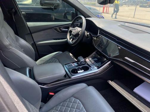 2020 Audi SQ7 4.0T Premium Plus
