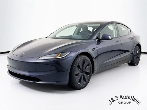 2025 Tesla Model 3 Long Range