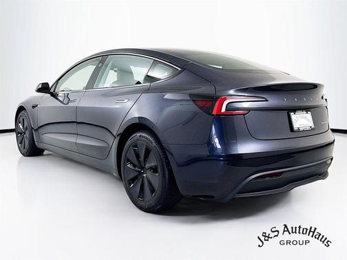 2025 Tesla Model 3 Long Range