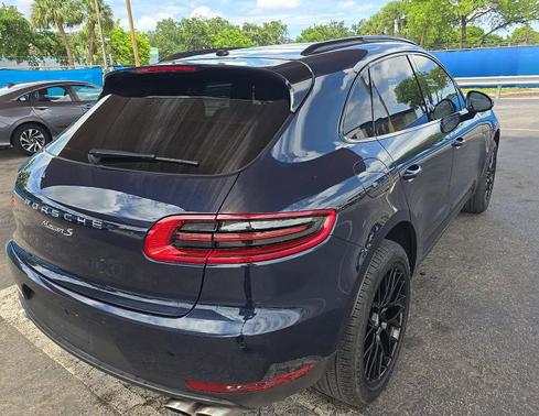 Blue 2018 Porsche Macan S