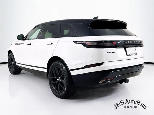 Ostuni Pearl White 2024 Land Rover Range Rover Velar P250 Dynamic SE