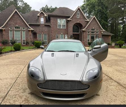 Silver 2008 Aston Martin V8 Vantage