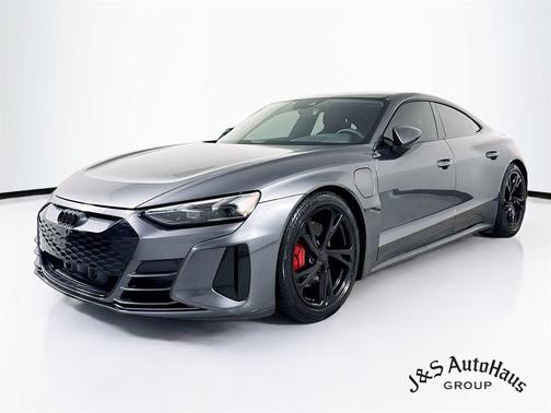 2023 Audi e-tron GT Premium Plus