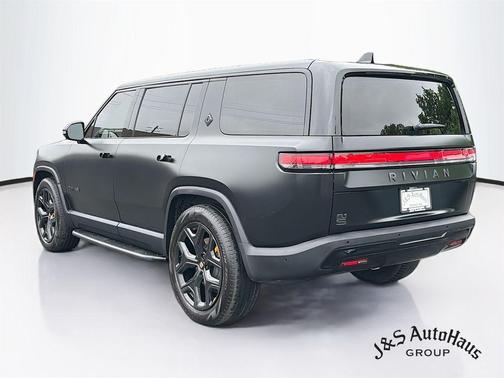 Black 2023 Rivian R1S Adventure Quad Motor Large Pack