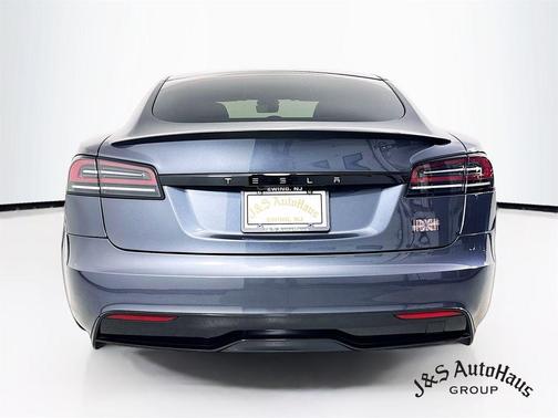 2023 Tesla Model S Plaid