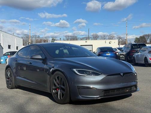 2023 Tesla Model S Plaid