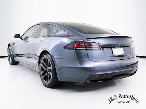 2023 Tesla Model S Plaid