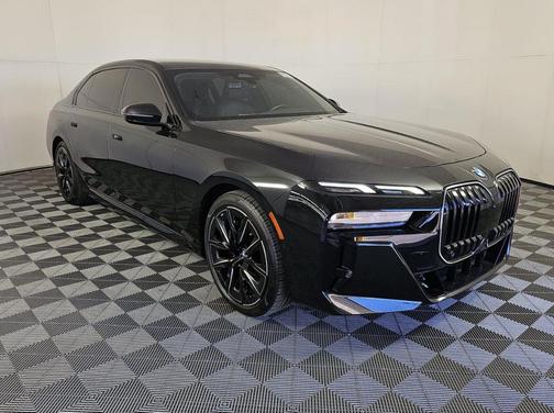 2024 BMW 740 i xDrive