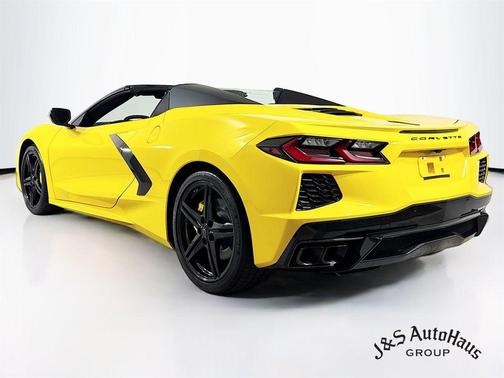 2026 Chevrolet Corvette Stingray w/2LT