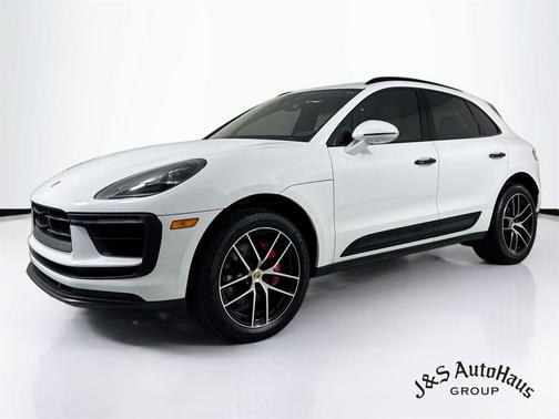 Carrara White Metallic 2022 Porsche Macan S