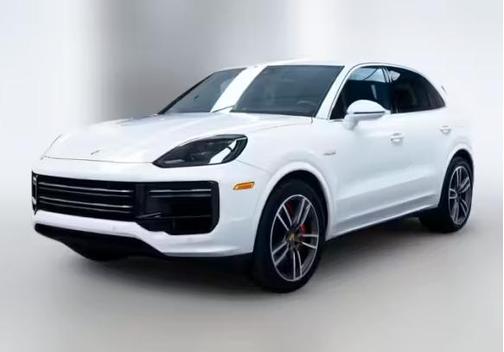 White 2024 Porsche Cayenne Turbo