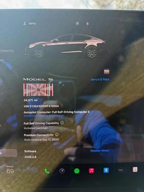 2022 Tesla Model S Plaid