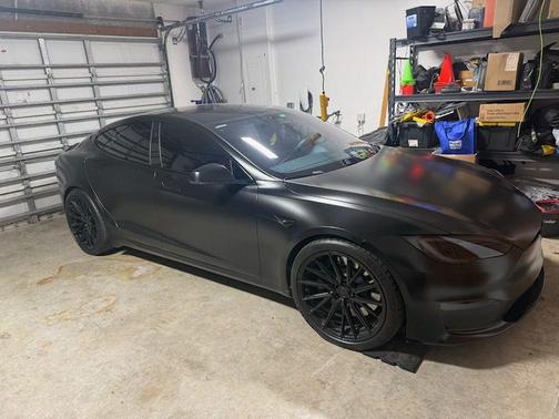 2022 Tesla Model S Plaid