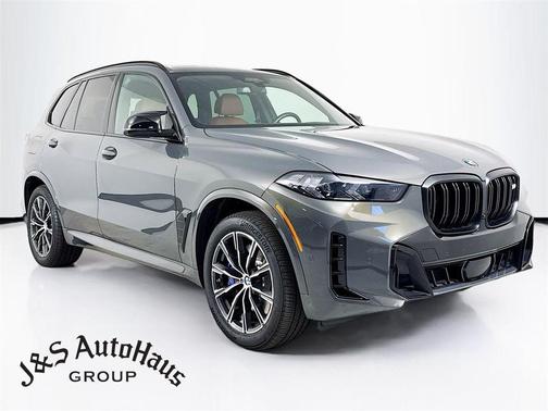 2025 BMW X5 M60i