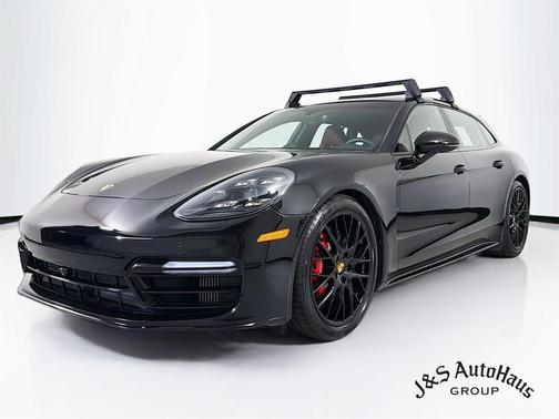 2020 Porsche Panamera GTS