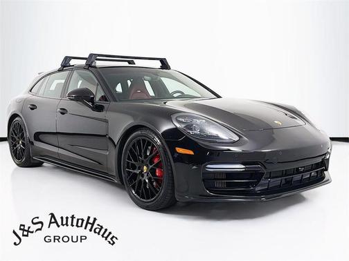 2020 Porsche Panamera GTS