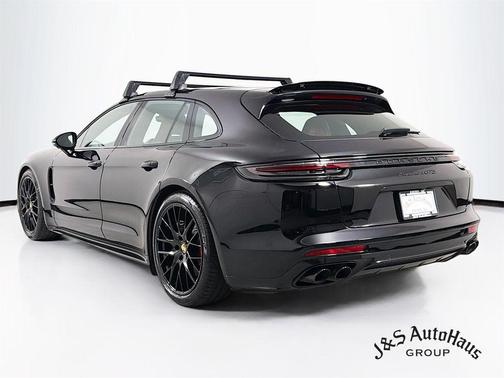2020 Porsche Panamera GTS