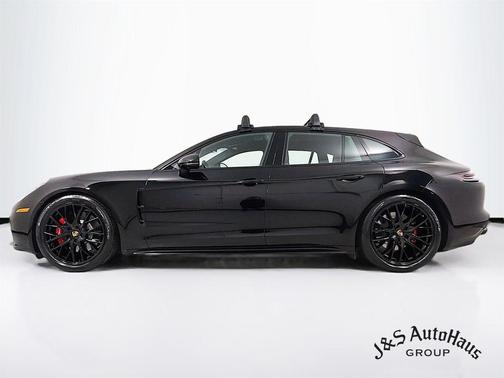2020 Porsche Panamera GTS