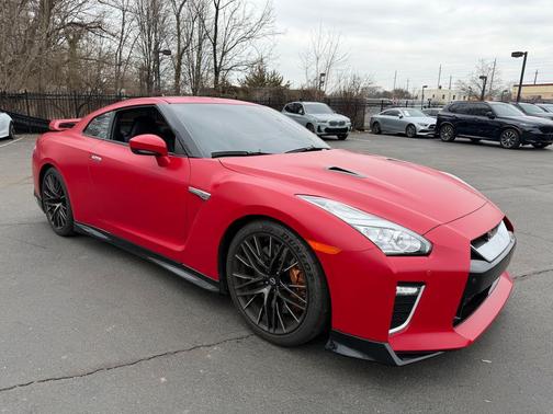 2023 Nissan GT-R Premium